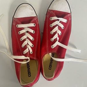 Converse Chuck Taylor All Star dainty red Women's sneakers Size 7 Great cond.